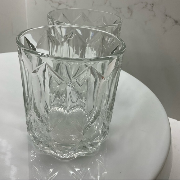Crown Royal diamond cut whiskey glasses set of 2 - Picture 5 of 11